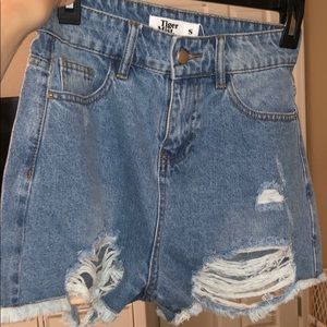 Tigermist High Rise Shorts